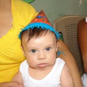 Meet your Posher, Rolando rivas